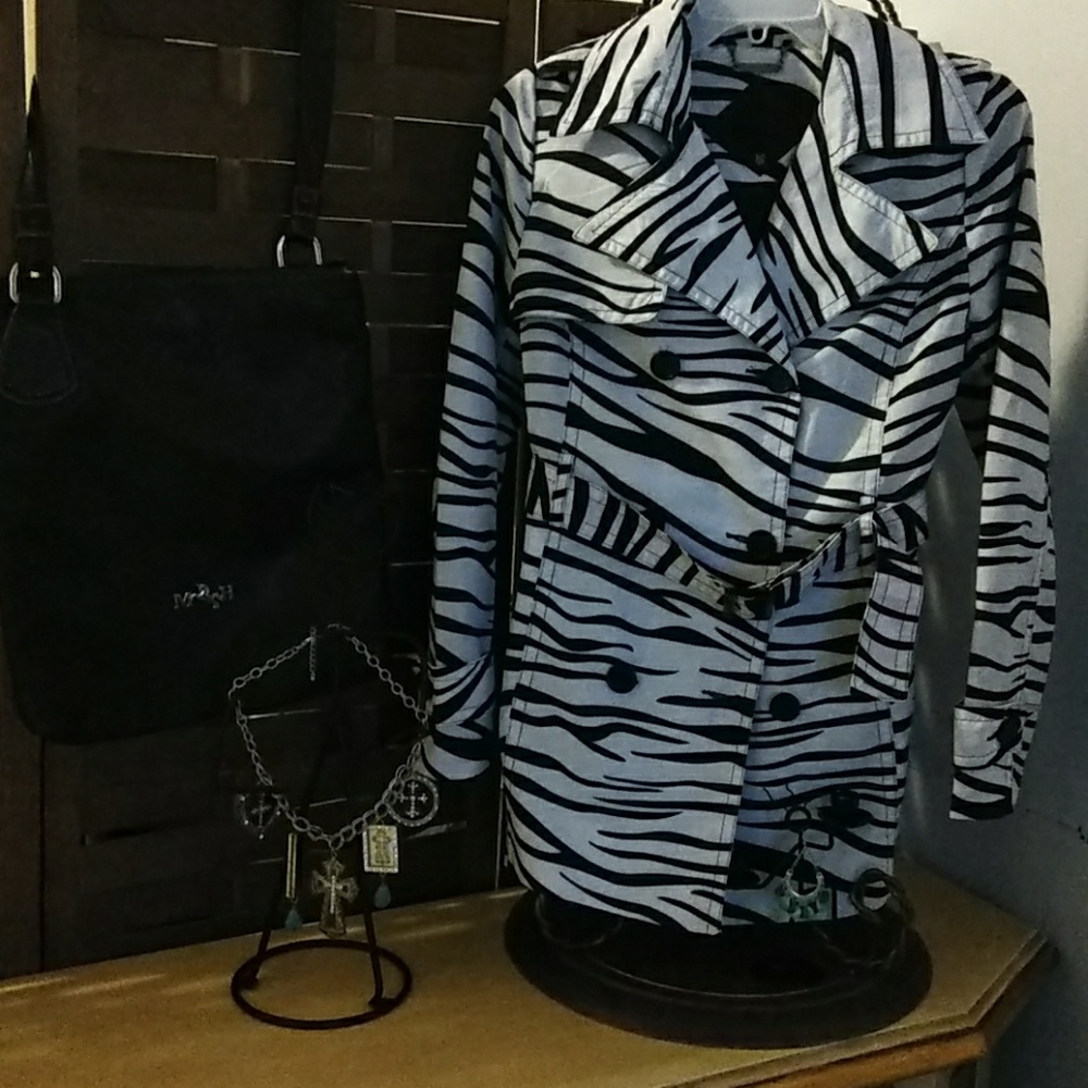 Zebra stripped joujou Jacket